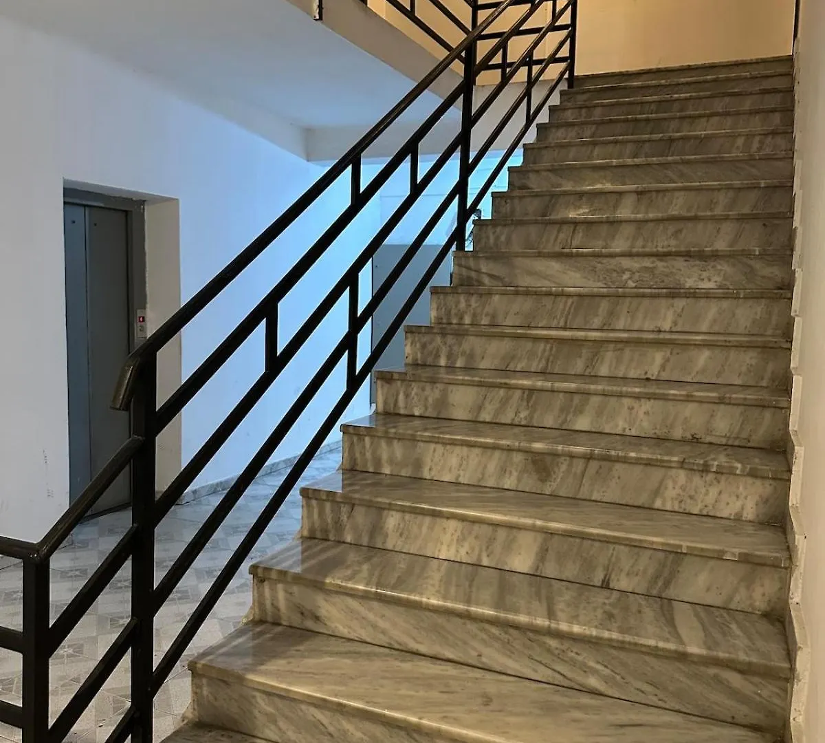 Moa Apartment Central 2Br Tiran