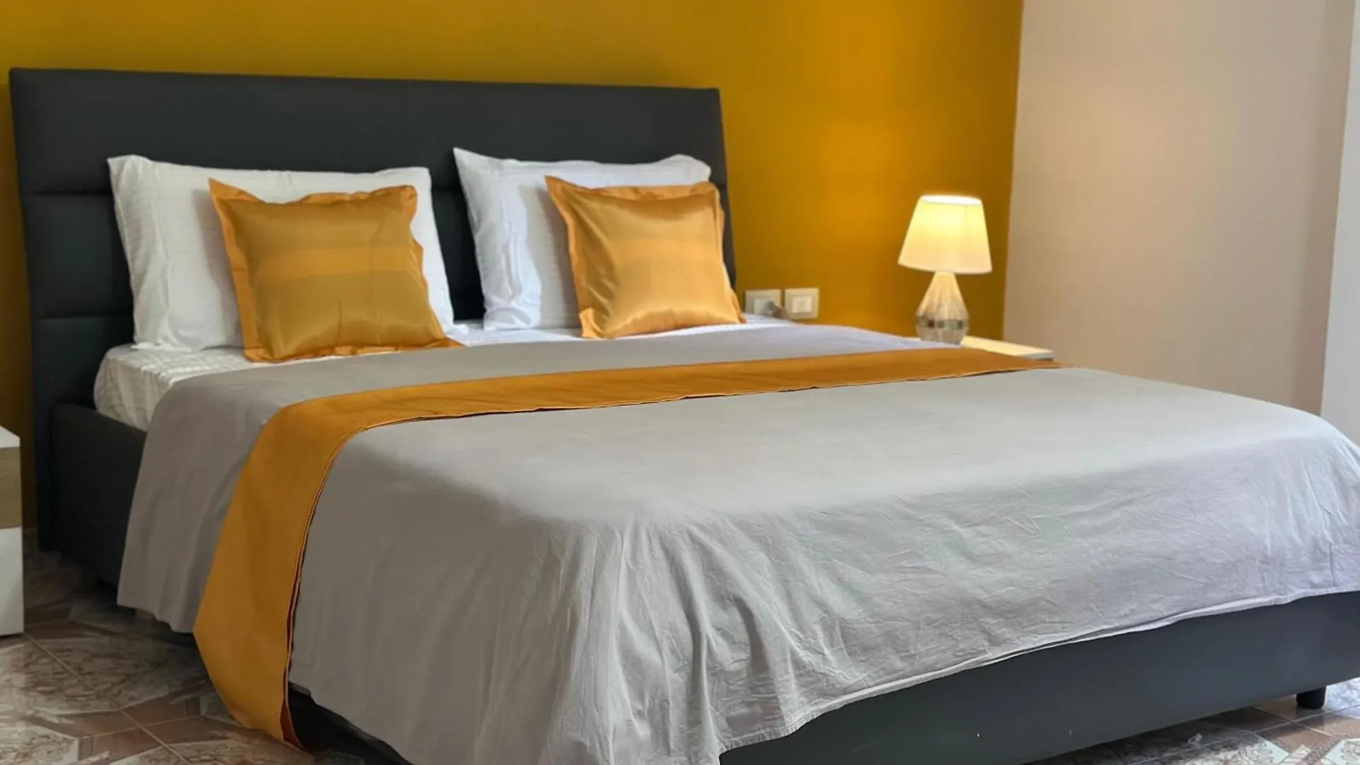 Moa Apartment Central 2Br Tiran