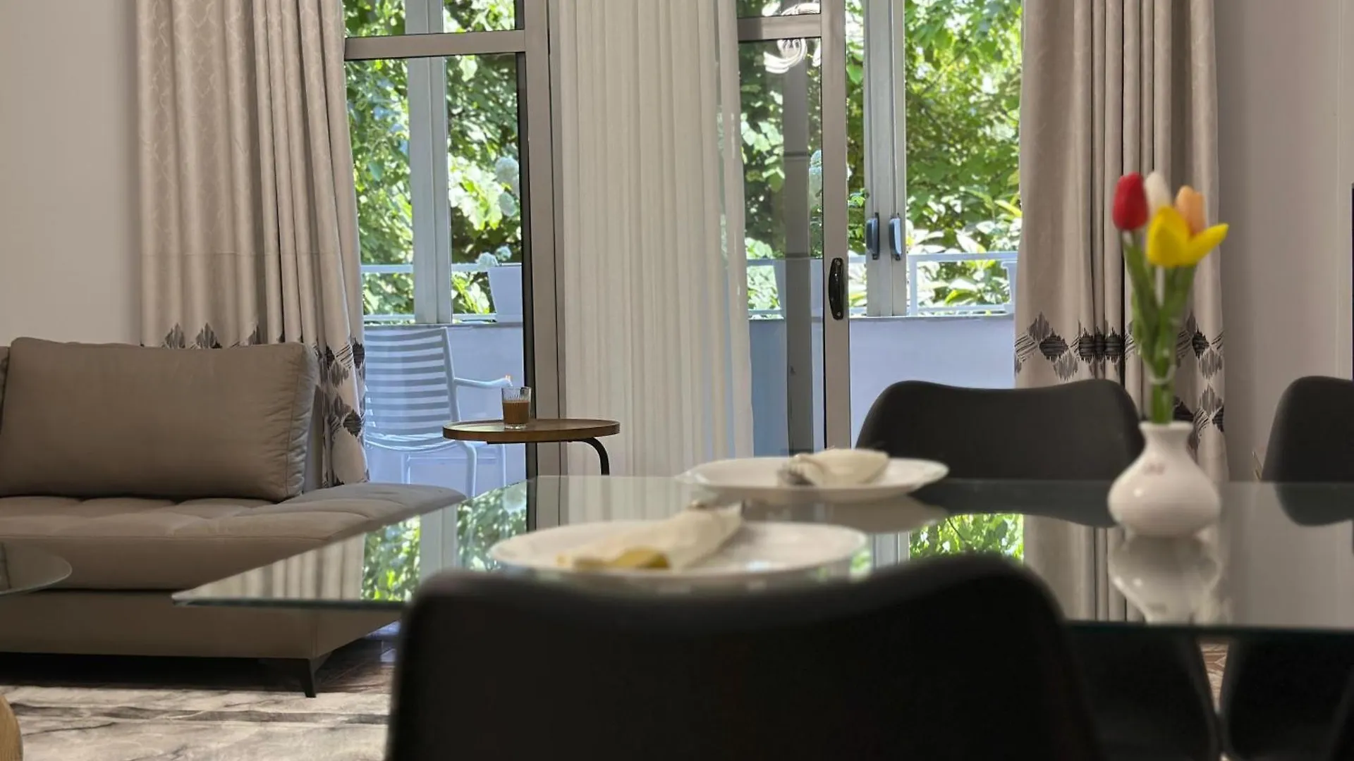 Moa Apartment Central 2Br Tiran